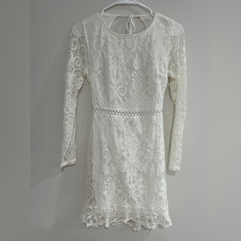 Rosedress ivory dress size M (juniors)